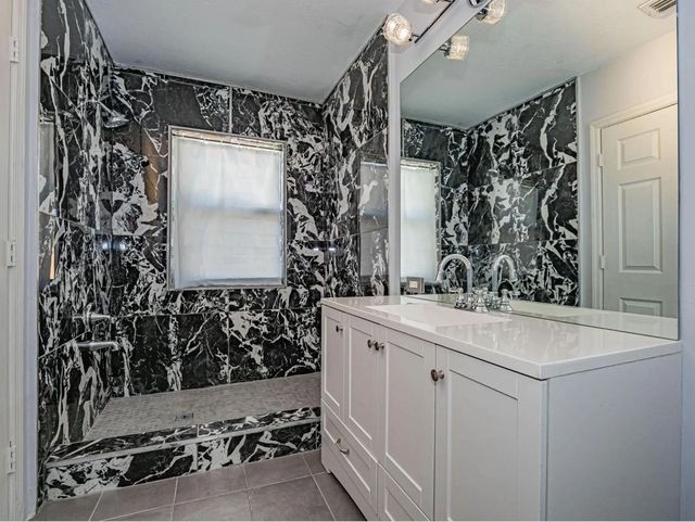 3 of 16 - 2143 Se Se Bell Isle Drive Drive, Port St. Lucie, FL