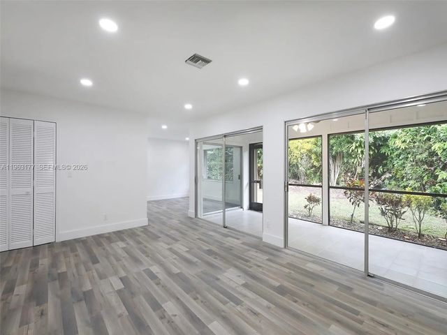 2 of 37 - 1901 Coquina Way, Coral Springs, FL