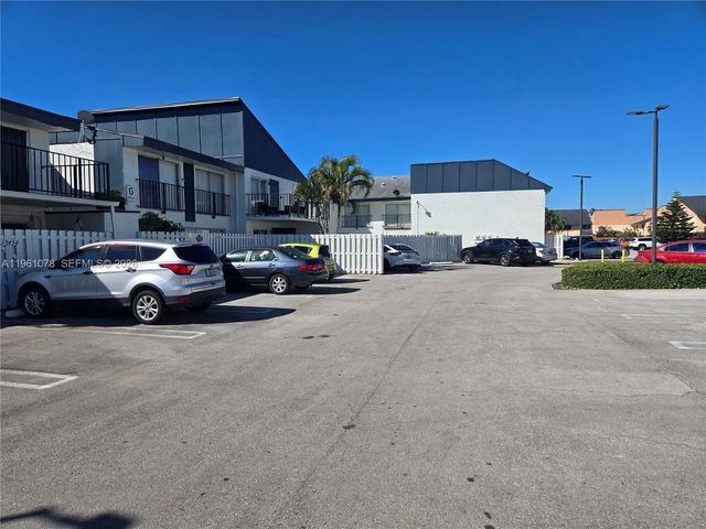 3 of 18 - 15454 Sw 85th Lane #135, Miami, FL