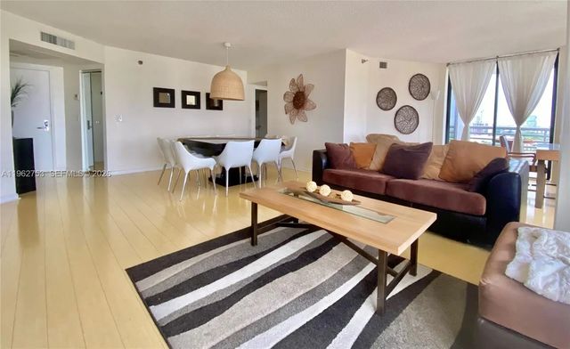 3 of 17 - 3300 Ne 191st Street #1807, Aventura, FL