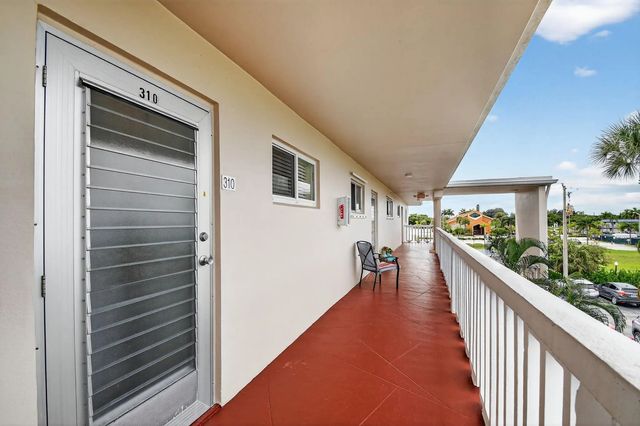 4 of 69 - 2856 Garden Drive #310, Lake Worth, FL