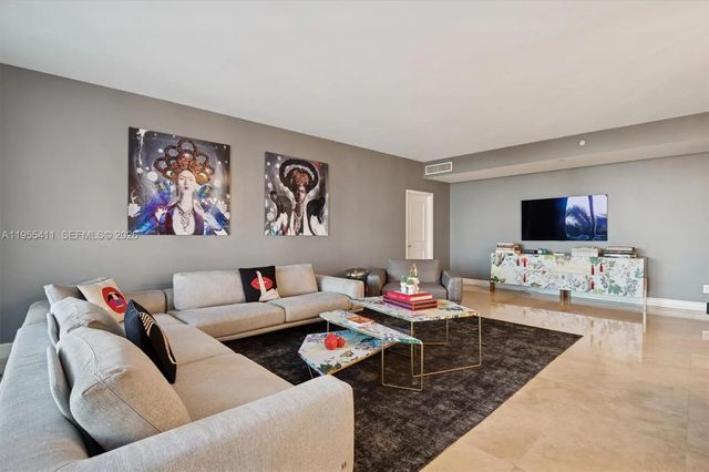 3 of 42 - 21200 Point Place #504, Aventura, FL