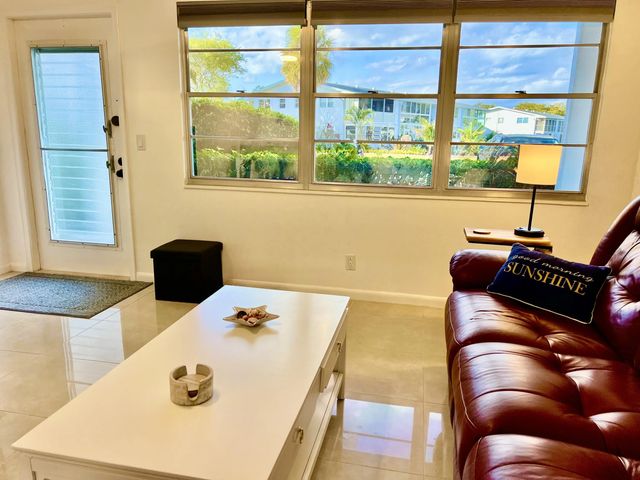 3 of 46 - 1011 Harwood C #1011, Deerfield Beach, FL