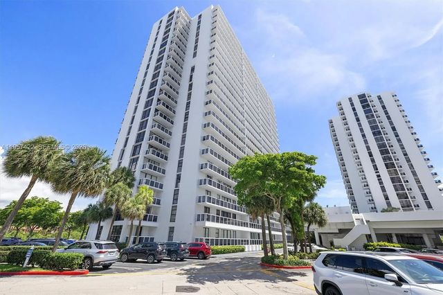 20515 E Country Club Drive #1747, Aventura