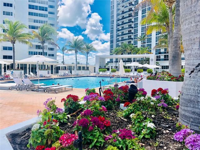 2 of 22 - 10275 Collins Avenue #427, Bal Harbour, FL