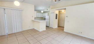 Photo of Listing #F10551614