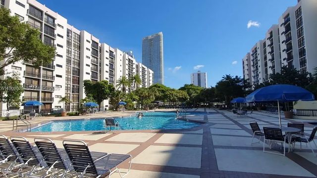 4 of 19 - 17021 N Bay Road #316, Sunny Isles Beach, FL