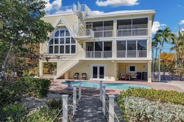 205 Stirrup Key Boulevard, Marathon
