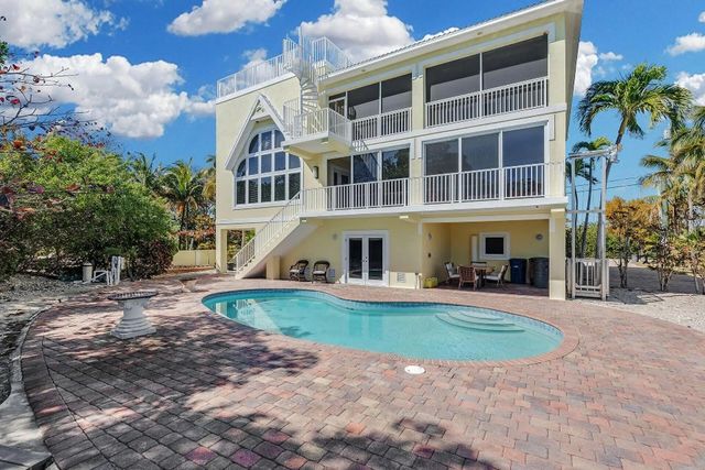 5 of 60 - 205 Stirrup Key Boulevard, Marathon, FL