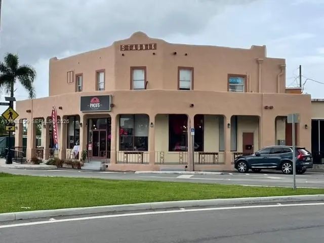 45 Curtiss Parkway, Miami Springs