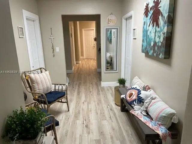 3 of 8 - 45 Curtiss Parkway, Miami Springs, FL