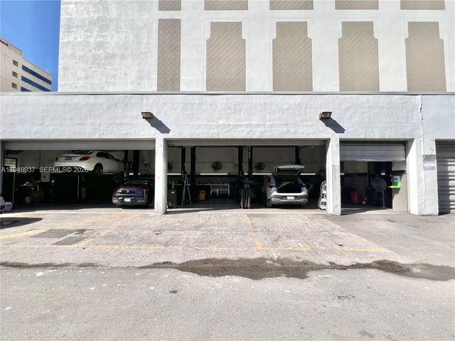 3 of 5 - 241 Almeria Avenue, Coral Gables, FL