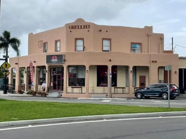 45 Curtiss Parkway, Miami Springs