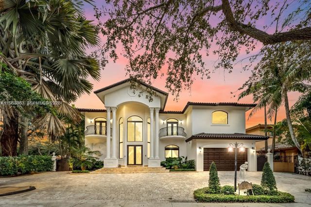 8200 Nw 163rd Street, Miami Lakes