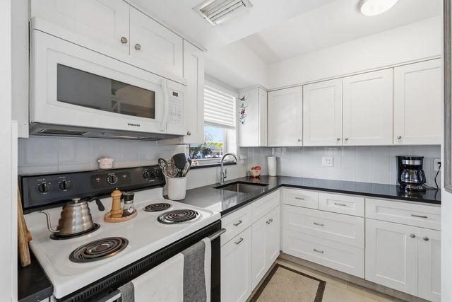 5 of 43 - 18081 Se Country Club Drive #6-60, Jupiter, FL