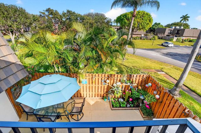 4 of 51 - 1545 W Forest Lakes Circle W #b, West Palm Beach, FL