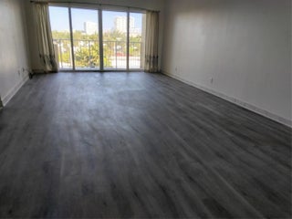 Photo of Listing #F10551524