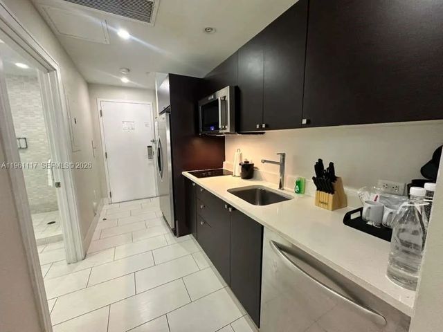 5300 Nw 87th Avenue #910, Doral