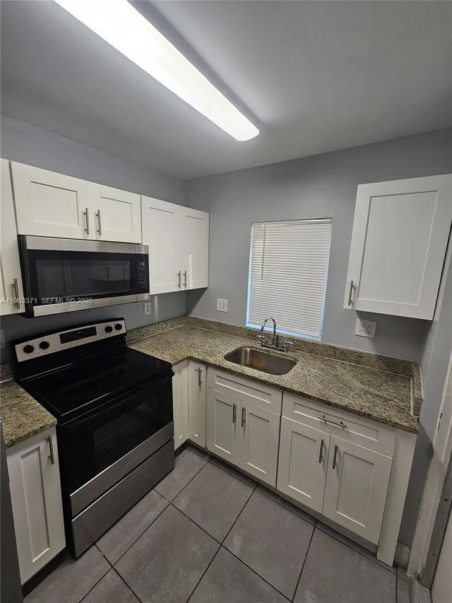 3 of 12 - 1128 Nw 101st Street, Miami, FL