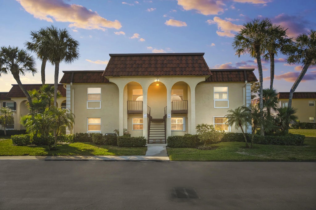 717 S Us Hwy 1 #305, Jupiter