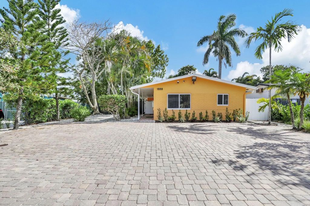 1000 Sw 30th Street #1, Fort Lauderdale