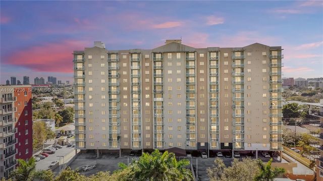 3 of 43 - 3500 Coral Way #710, Miami, FL