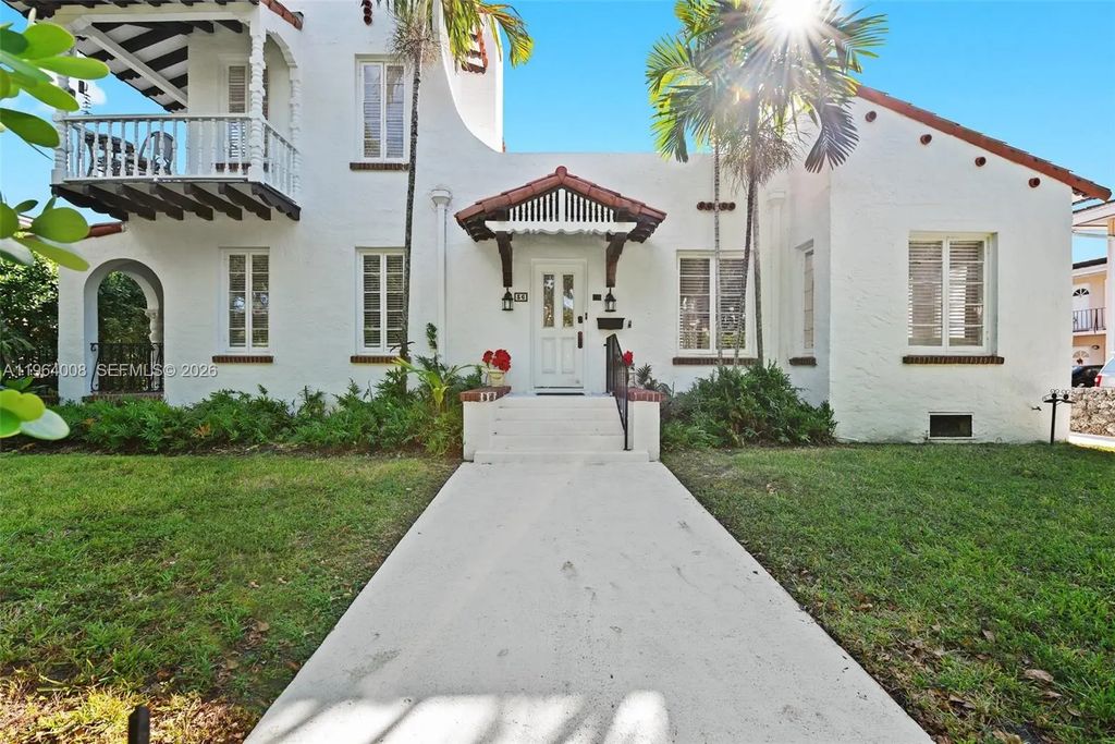 36 Phoenetia Avenue, Coral Gables