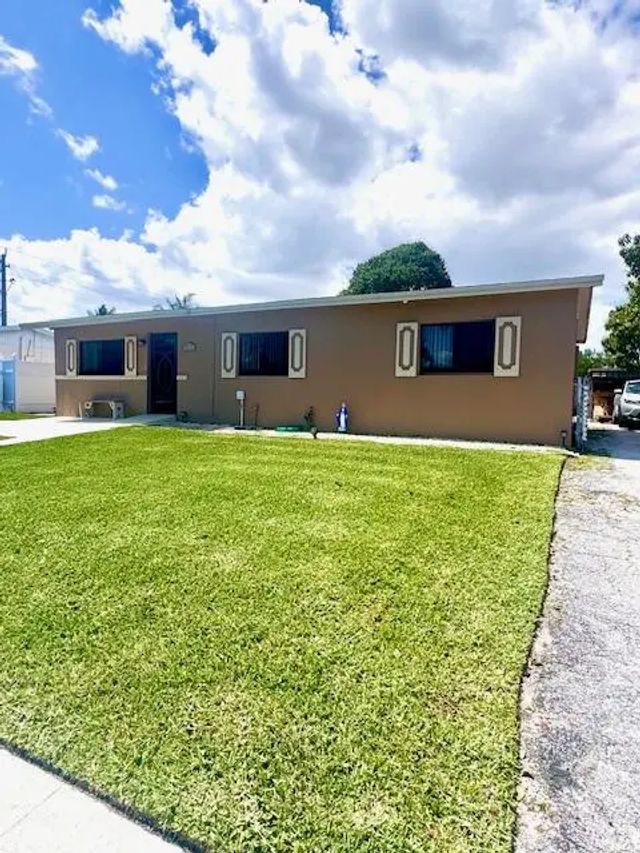 5 of 32 - 1481 Sw 7th Terrace, Deerfield Beach, FL
