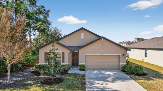 Photo of Listing #F10551720