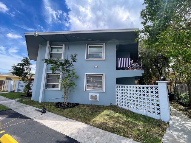 3760 Sw 1st Street, Fort Lauderdale
