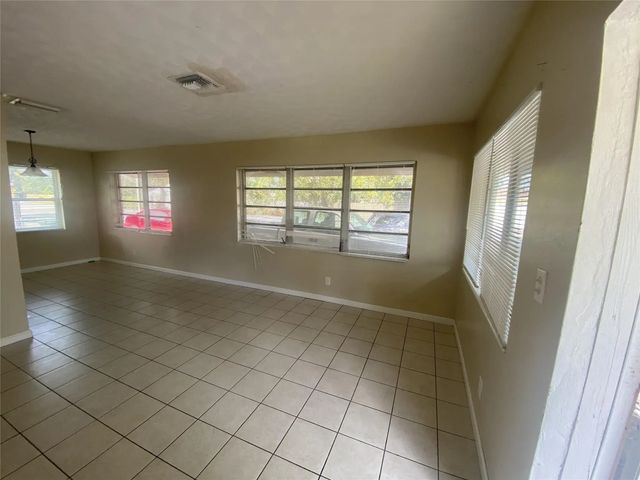 5 of 25 - 510 Nw 13th Street, Fort Lauderdale, FL