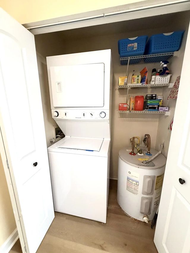5 of 25 - 7320 Lake Cir Drive #204, Margate, FL