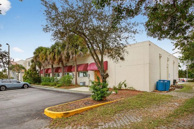 5 of 39 - 2800 N State 7 Road, Margate, FL