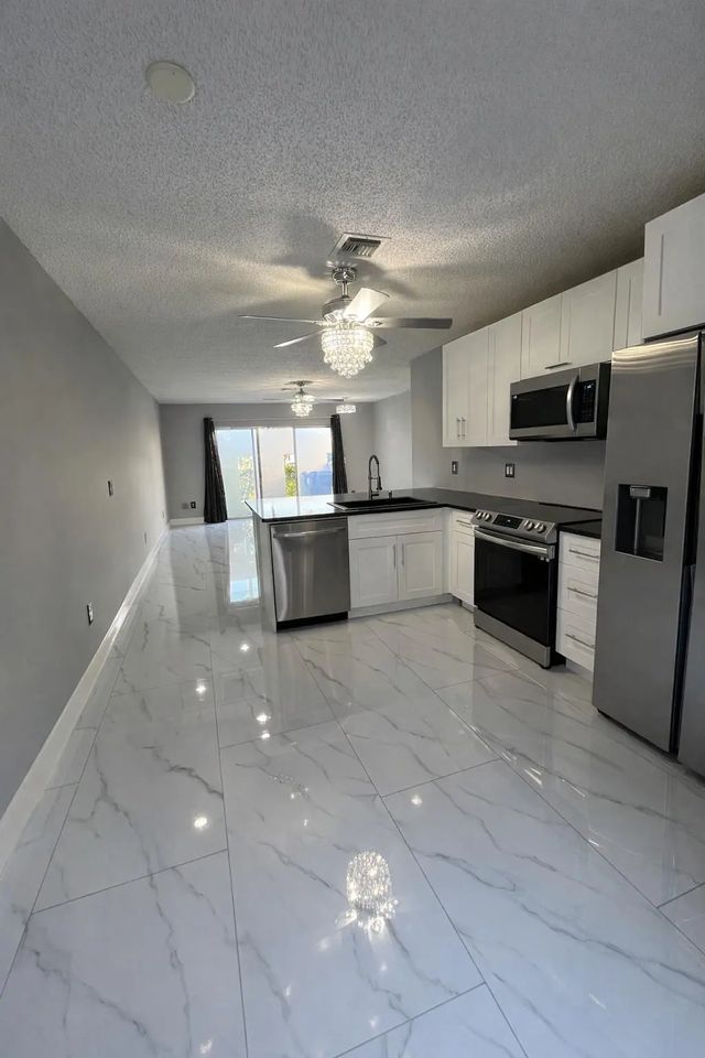 2 of 46 - 6770 Dupere Lane, Lake Worth, FL