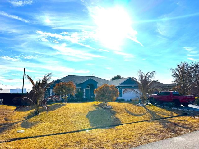 2 of 29 - 4239 Sw Callicoe Street, Port St. Lucie, FL