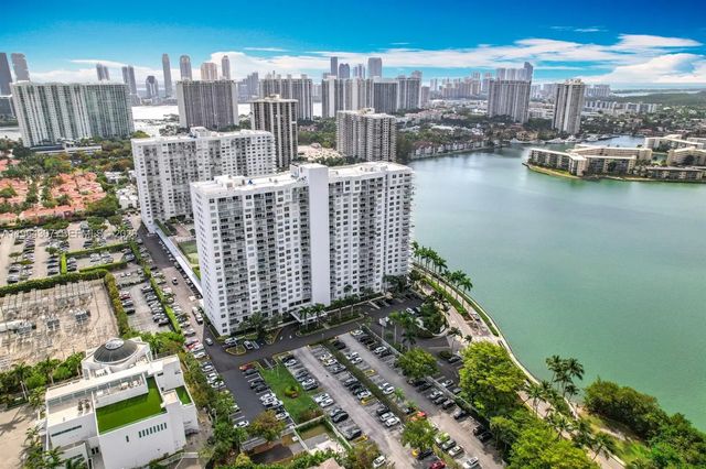 2 of 57 - 2801 Ne 183rd Street #1504w, Aventura, FL