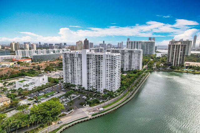 4 of 57 - 2801 Ne 183rd Street #1504w, Aventura, FL