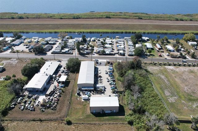 5271 Us Hwy 441 Se, Okeechobee