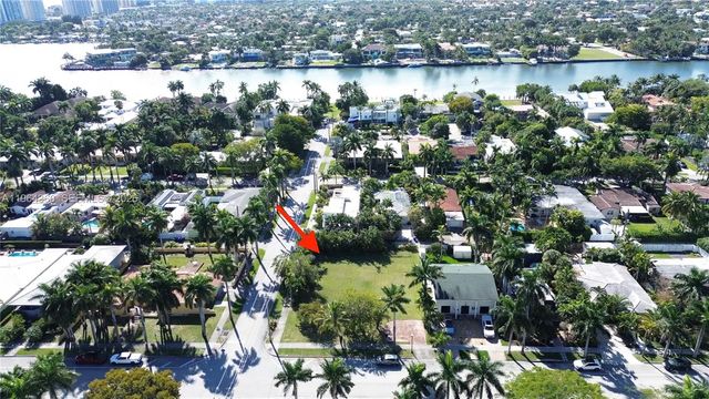 2 of 48 - 1000 Harrison Street, Hollywood, FL