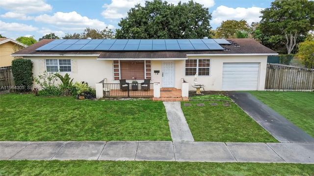 1110 Ne 204th Terrace, Miami