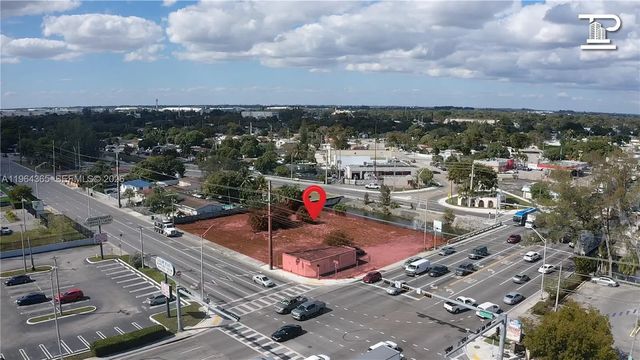 2 of 9 - 13510 Nw 27th Avenue, Opa-Locka, FL