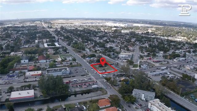 4 of 9 - 13510 Nw 27th Avenue, Opa-Locka, FL