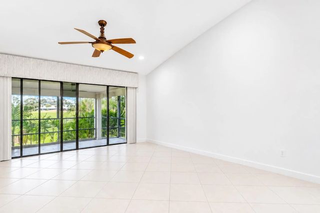 3 of 24 - 16131 Laurel Drive #33, Weston, FL