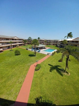 Photo of Listing #F10549580