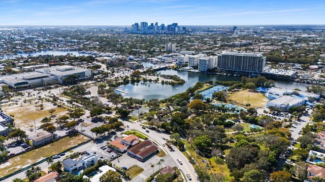 4 of 34 - 1130 Bayview Drive, Fort Lauderdale, FL