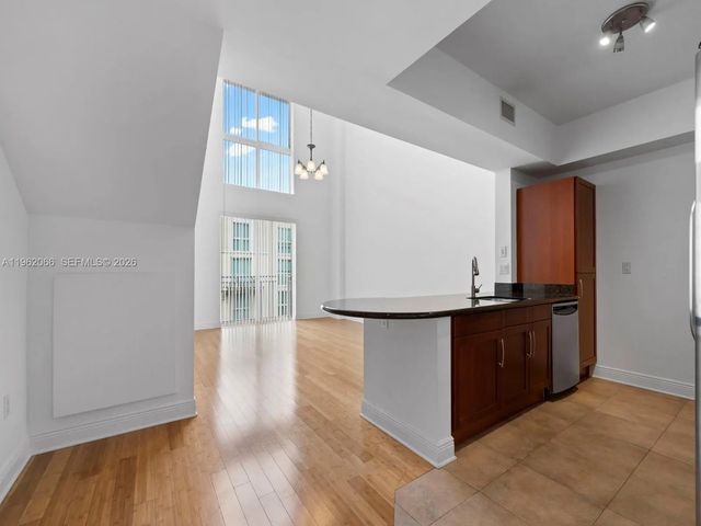 7265 Sw 89th Street #a520, Miami