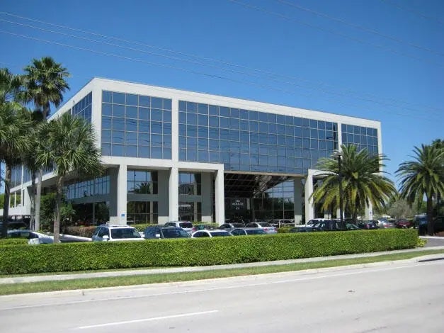 631 Us Highway 1 #311, North Palm Beach