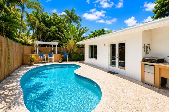5 of 15 - 2200 Ne 32nd Avenue, Fort Lauderdale, FL