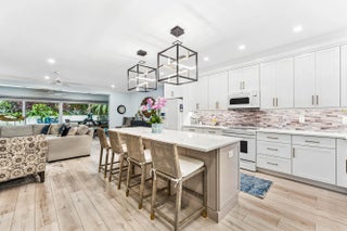 Photo of Listing #R11163230