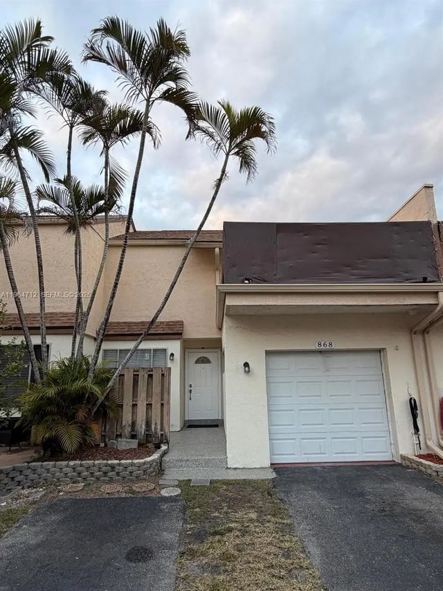 868 Nw 81st Way, Plantation